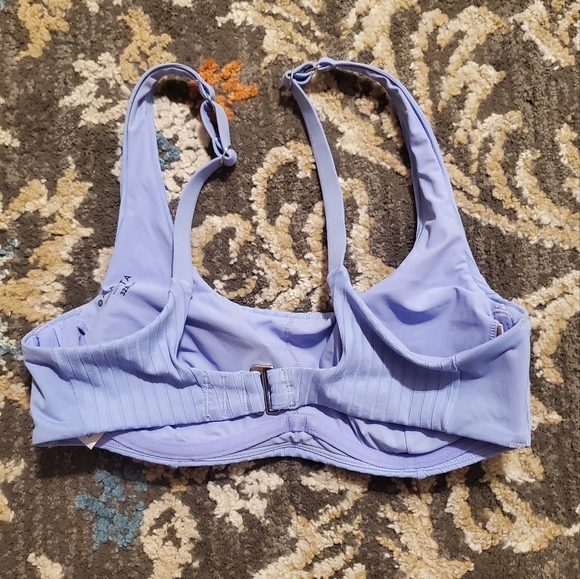 Athleta 32B/C Bikini Top Lavender Purple Ribbed - Picture 2 of 3